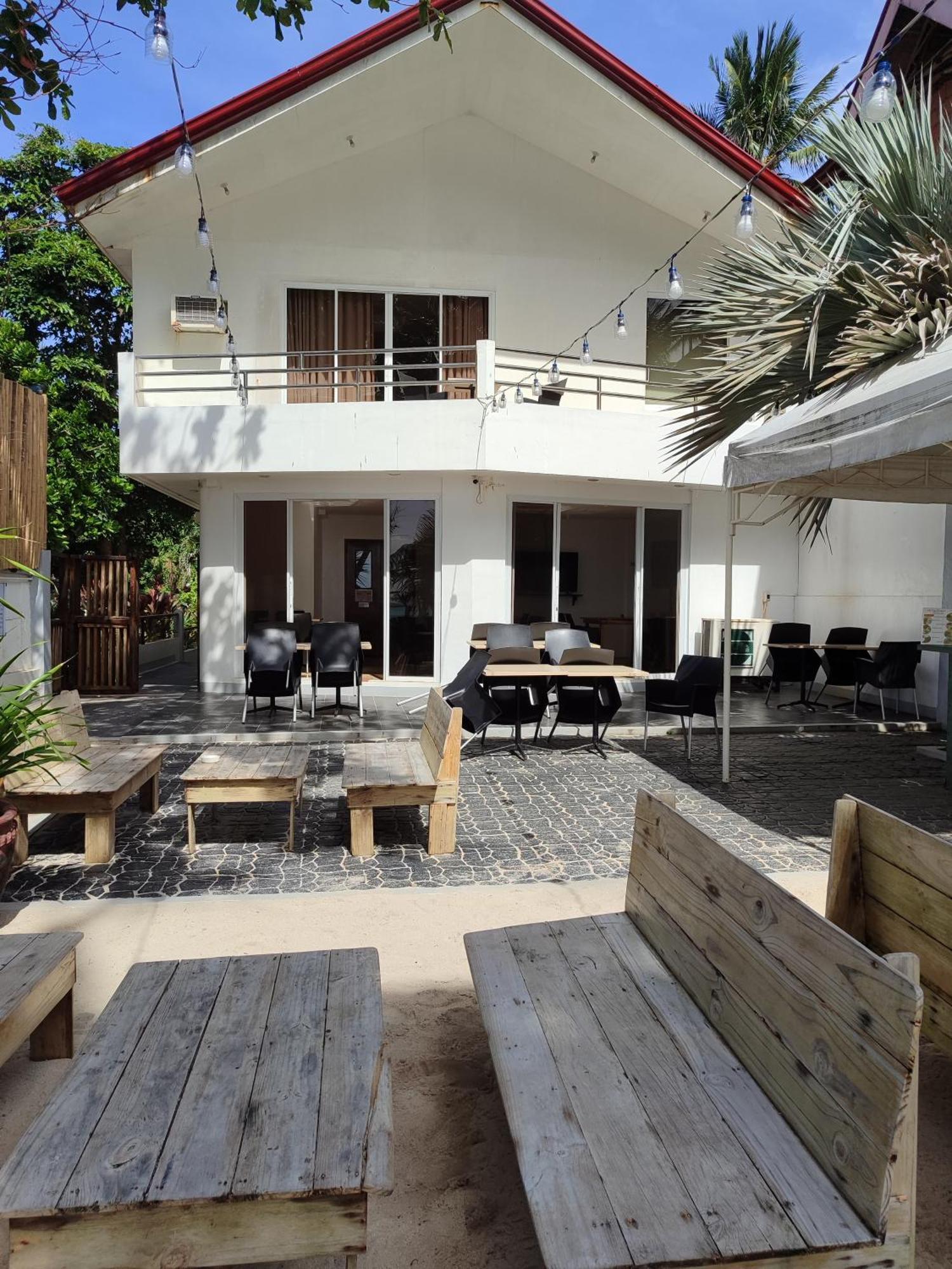 Aparthotel Castle Rock Boracay à Yapak Extérieur photo